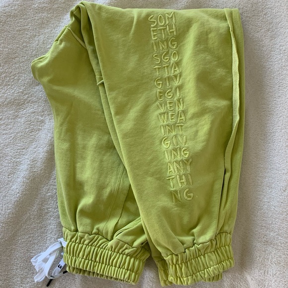 Liam Hodges like/neon green sweatpants - Picture 1 of 5
